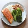 300G - SALMÃO EM POSTA COM BRÓCOLIS