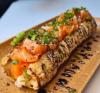 DOG ROLL SALMÃO CRU + CREAM CHEESE