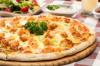 PIZZA DE FRANGO COM CATUPIRY