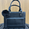 F5- Bolsa PomPom Pérola Preto