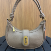 PV5- Bolsa Baguete Secret Caqui