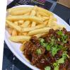 FILE TRINCHADO AO MOLHO MADEIRA COM FRITAS