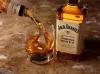 COMBO DE JACK DE MAÇA E RED BULL
