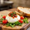 6000 - BURRATA AO PESTO COM CONFIT DE TOMATE