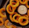 Anéis de cebola com Maionese da Casa