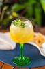 TROPICAL GIN (LARANJA, GIN, ENERGETICO TROPICAL E GELO)