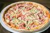 PIZZA DE PRESUNTO COM MUSSARELA