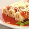 CANELONE DE FRIOS AO MOLHO SUGO.